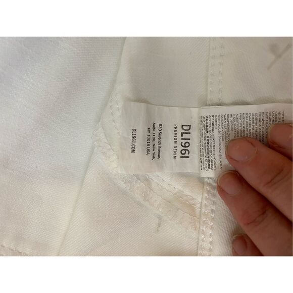 DL1961 Angel Mid Rise Skinny Ankle Jeans in Milk White, Size 27", MSRP $179 - Picture 8 of 11